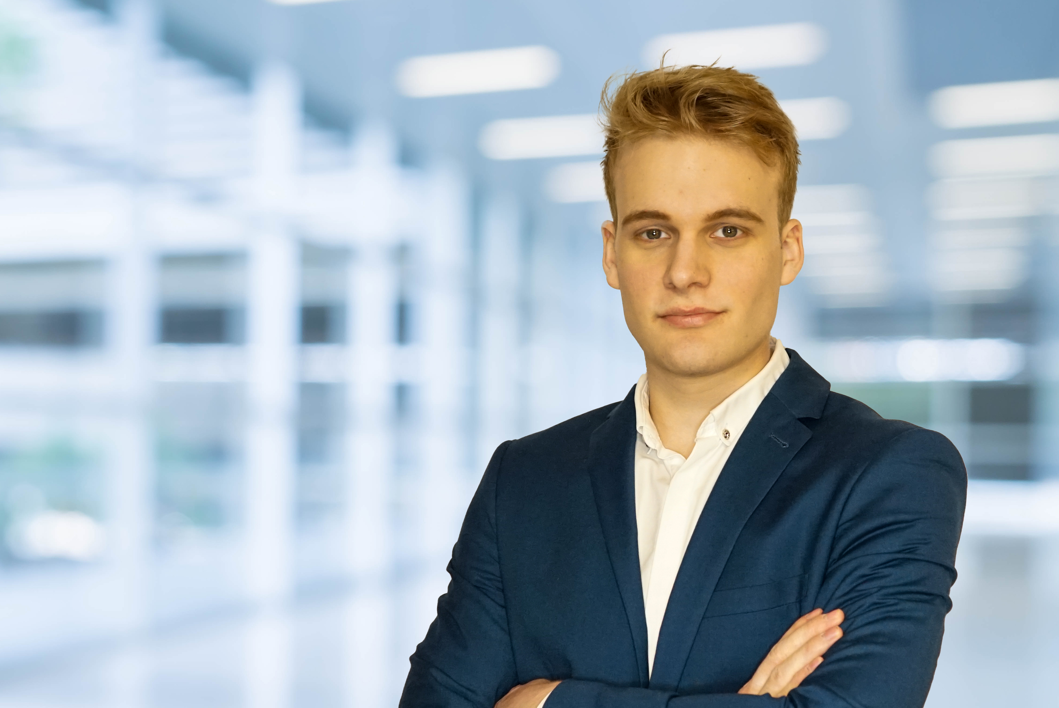 Portraitfoto von Projektleiter Oskar Starick.